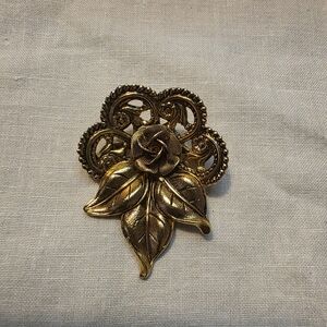 Vintage Goldtone Floral Brooch